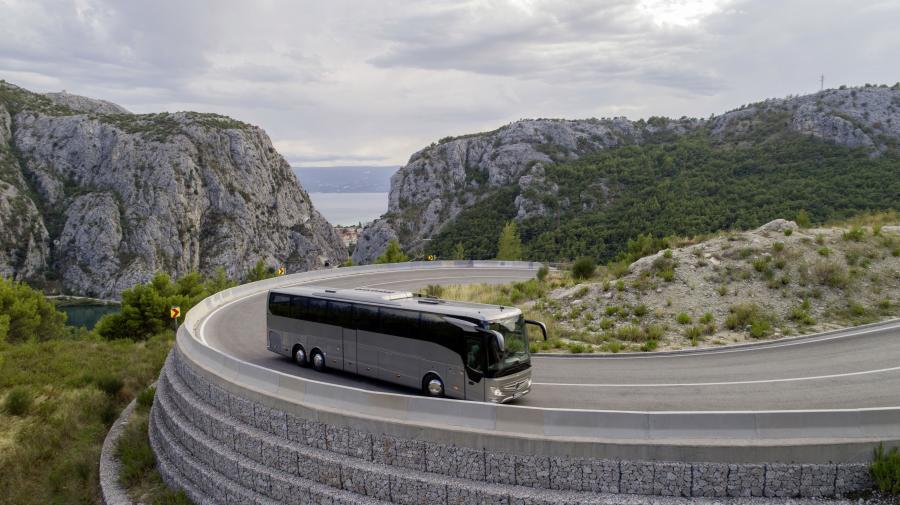  Mercedes-Benz Tourismo L RHD 2017 года  (фото 10 из 12)